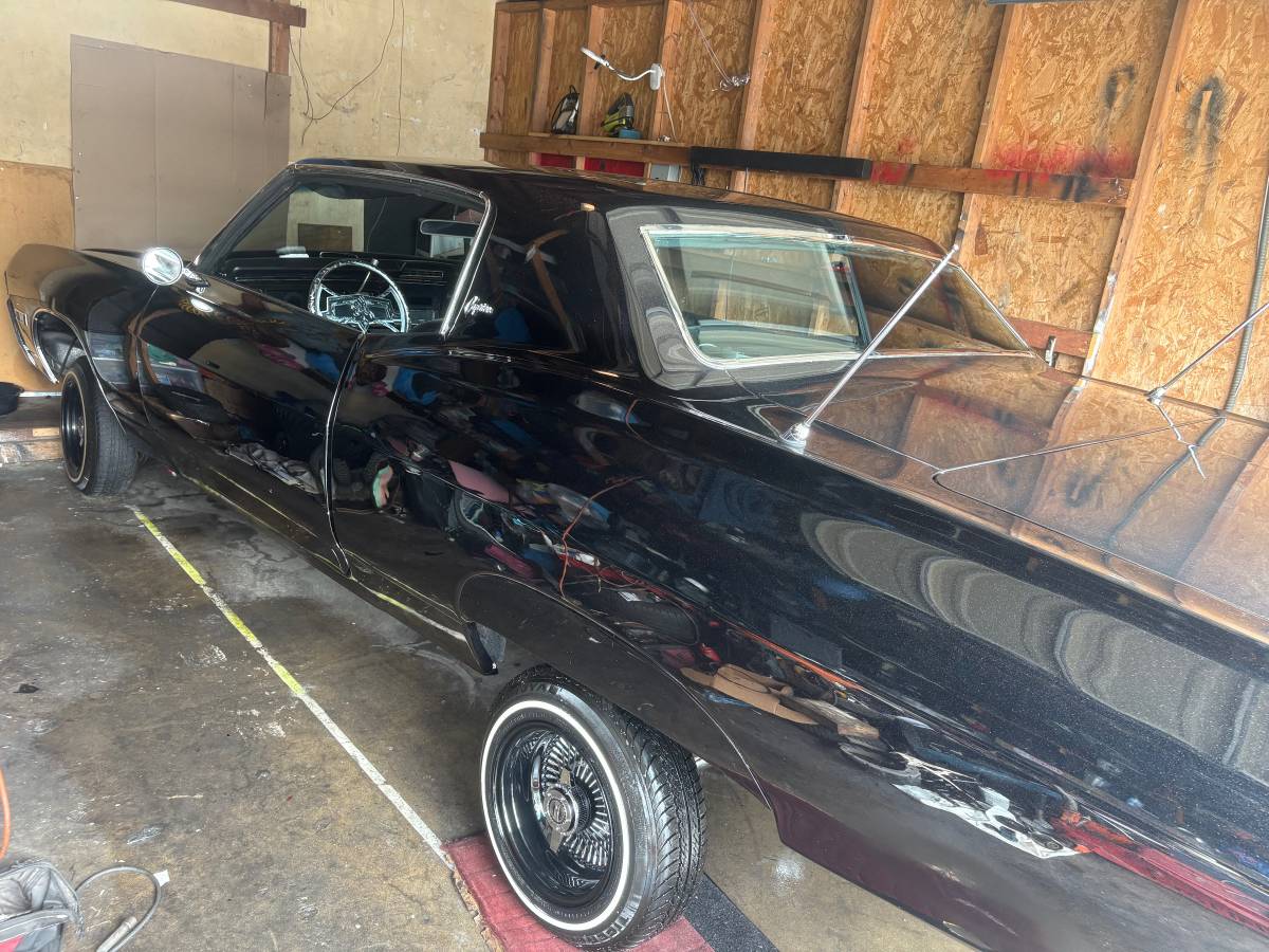 Chevy-caprice-1968-black-6