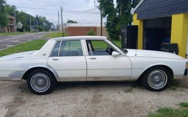 Chevy-caprice-1990-white-3