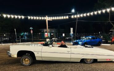 Chevy-caprice-classic-1975-white-7