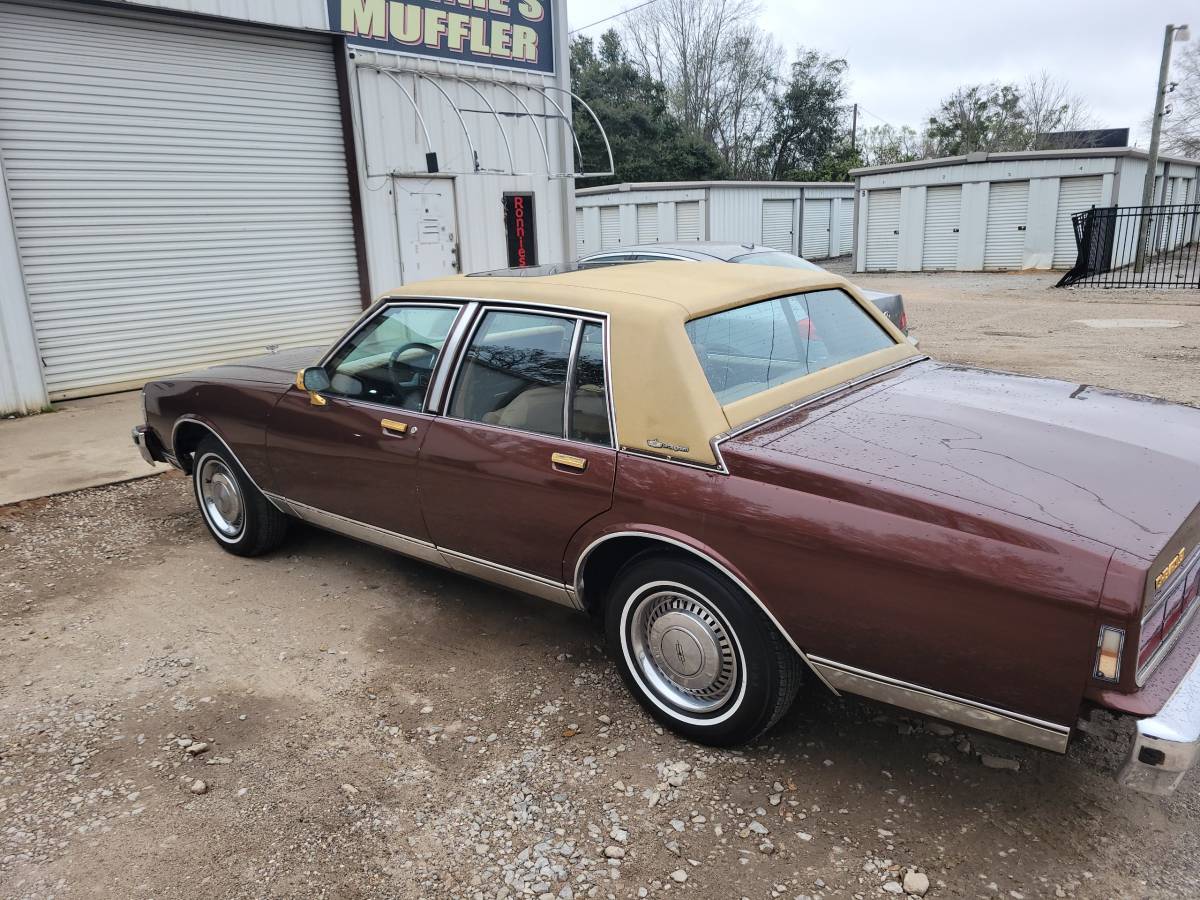 Chevy-caprice-classic-1989-1