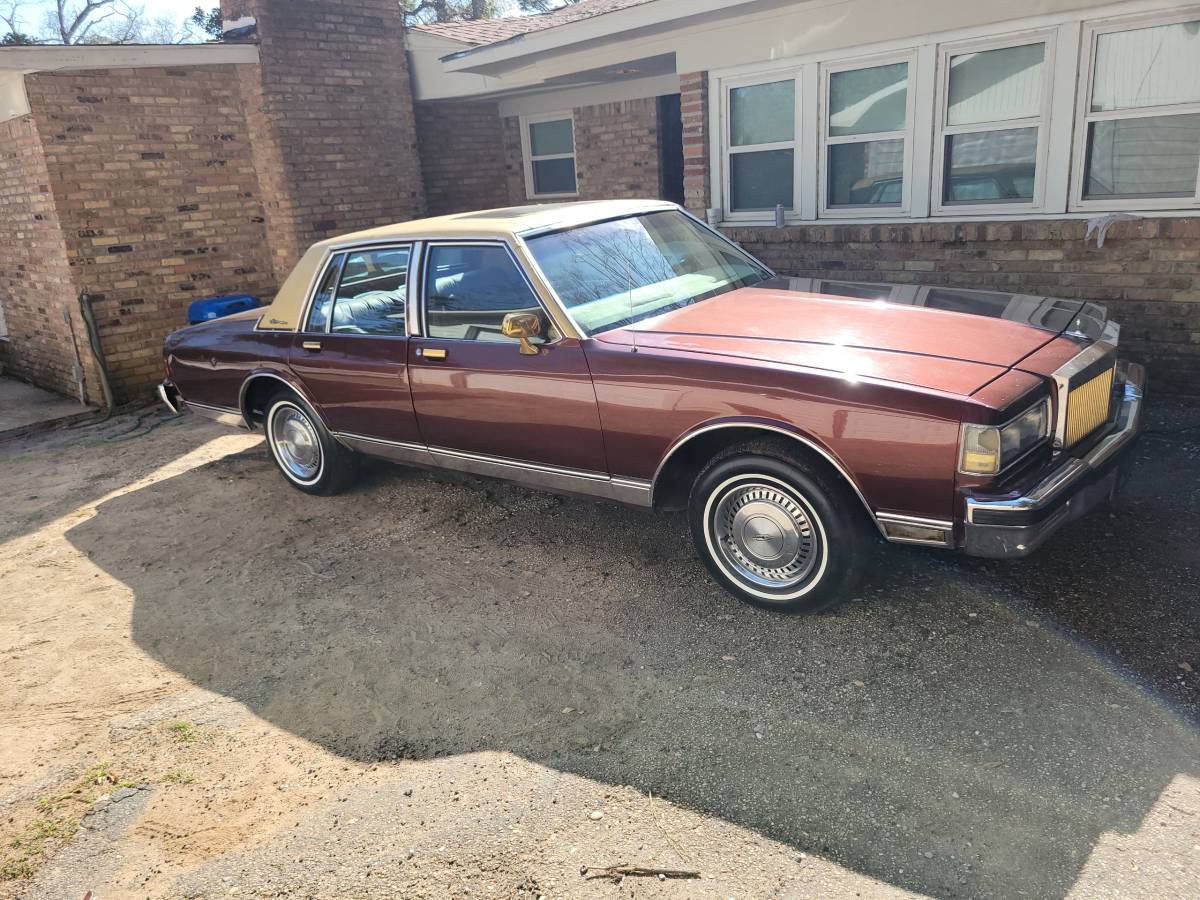 Chevy-caprice-classic-1989