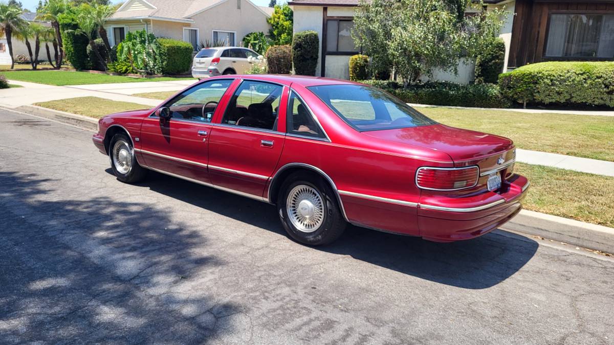 Chevy-caprice-classic-1993-1