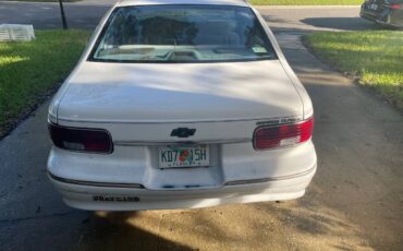 Chevy-caprice-classic-1995-white-6