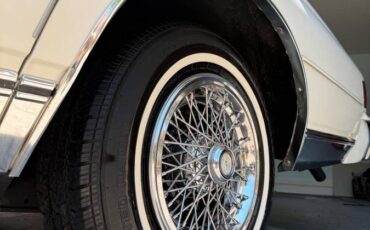 Chevy-caprice-classic-brougham-1987-white-40