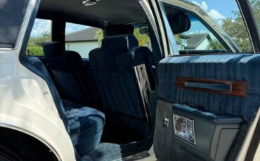 Chevy-caprice-classic-brougham-1987-white-68