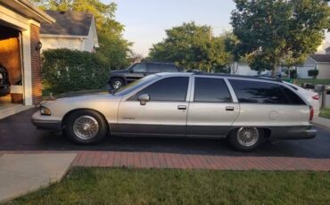 Chevy-caprice-wagon-1992-grey-1