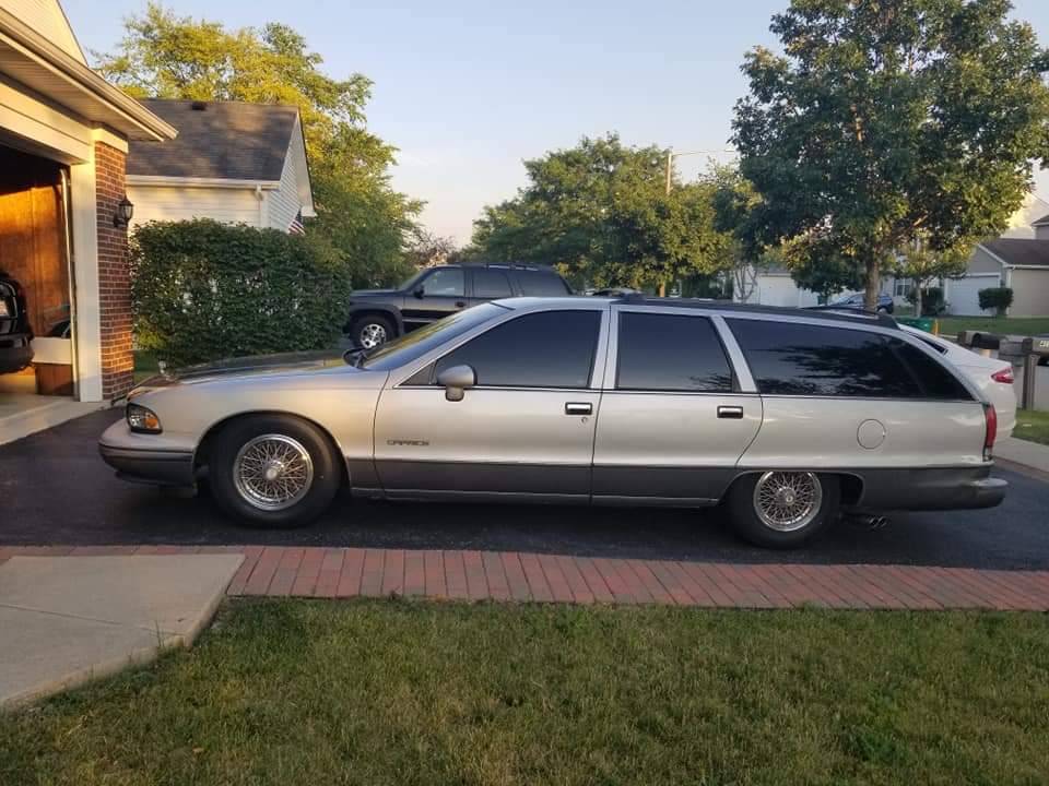 Chevy-caprice-wagon-1992-grey-1
