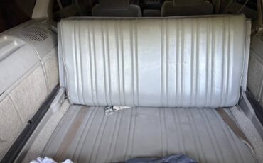 Chevy-caprice-wagon-1992-grey-11
