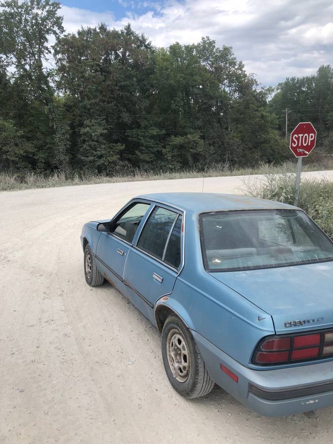 Chevy-cavalier-1990-blue-3
