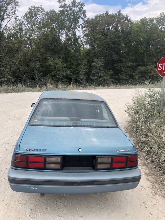 Chevy-cavalier-1990-blue-4