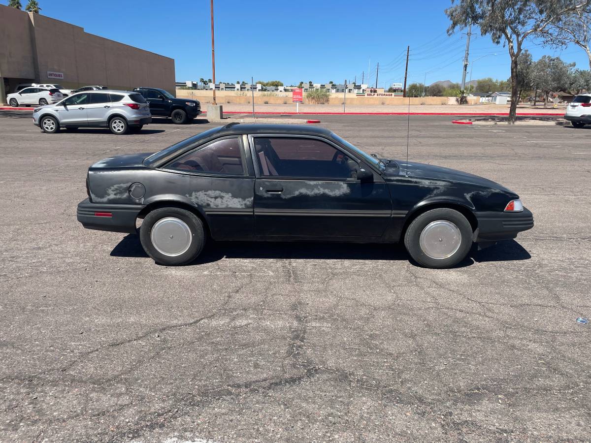 Chevy-cavalier-1993-black-10