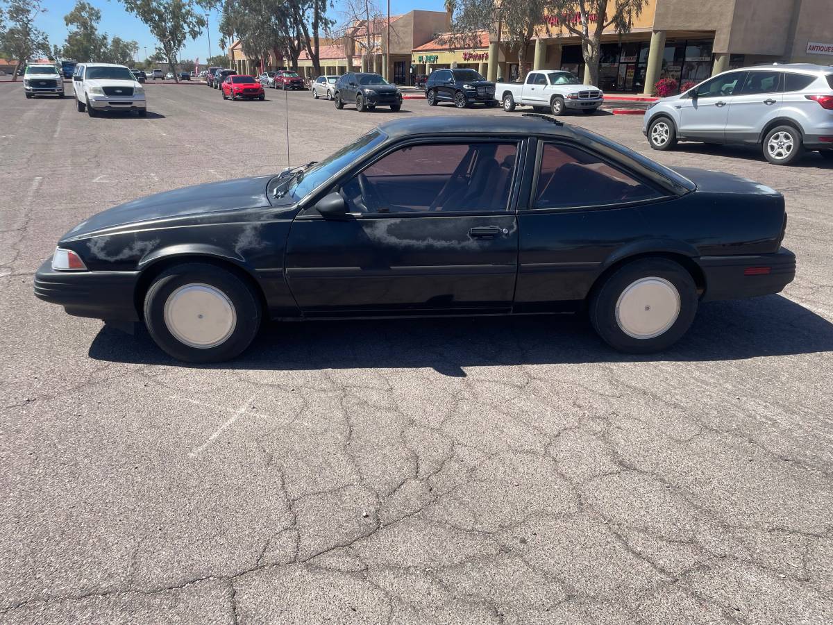 Chevy-cavalier-1993-black-2