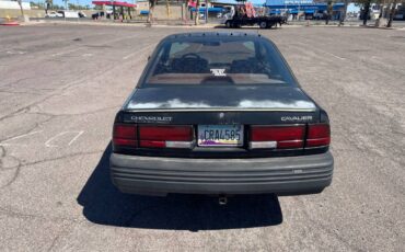 Chevy-cavalier-1993-black-5