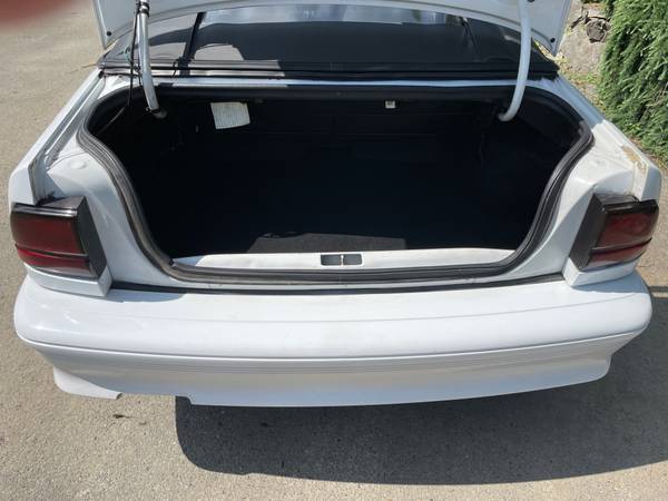 Chevy-cavalier-z24-1993-white-5