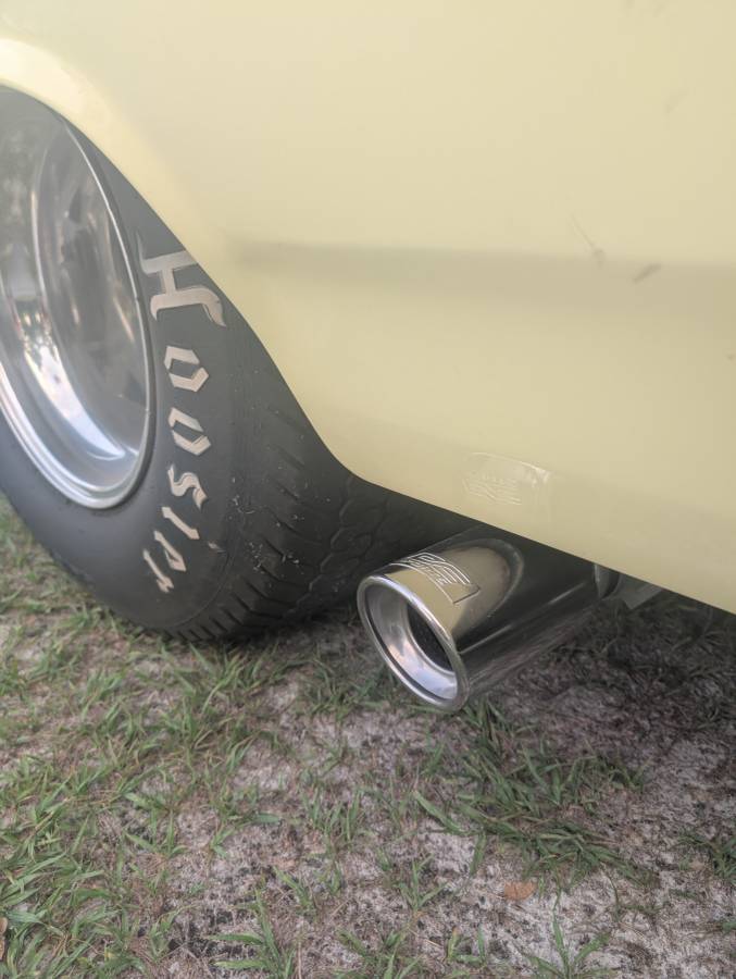 Chevy-chevelle-malibu-1964-yellow-11
