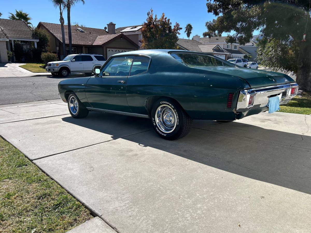 Chevy-chevelle-malibu-1970-4