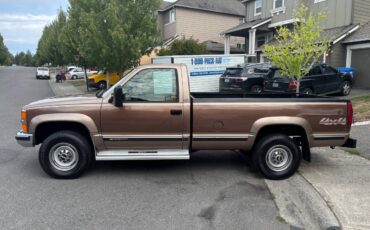 Chevy-cheyenne-3500-1993-brown-1