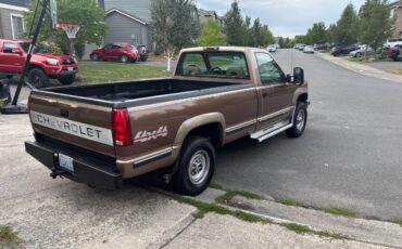 Chevy-cheyenne-3500-1993-brown-3