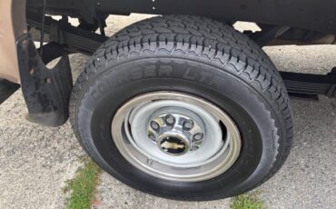 Chevy-cheyenne-3500-1993-brown-6