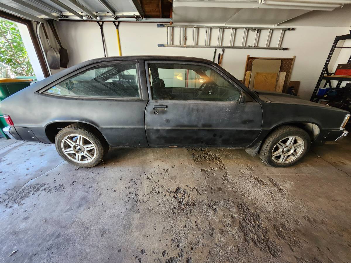 Chevy-citation-1985-black-4