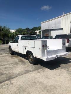 Chevy-ck2500-utility-body-truck-1995-white-2