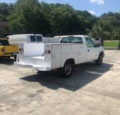 Chevy-ck2500-utility-body-truck-1995-white-3
