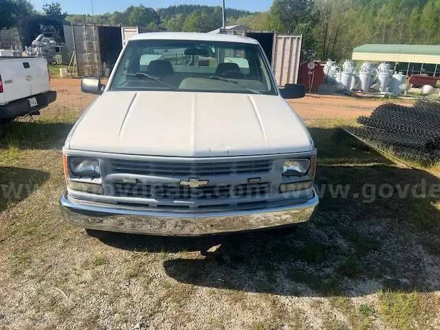 Chevy-ck2500-utility-body-truck-1995-white-9