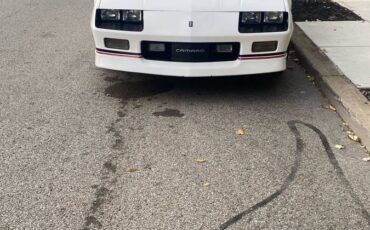 Chevy-convertible-camaro-1989-white-1