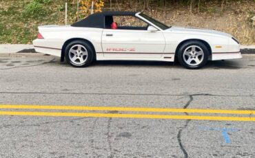 Chevy-convertible-camaro-1989-white-2