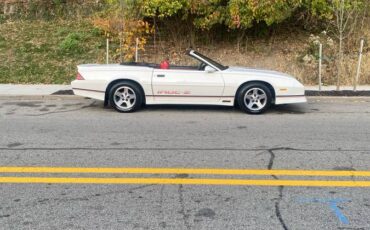 Chevy-convertible-camaro-1989-white-3