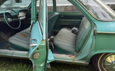 Chevy-corvair-1961-green-3