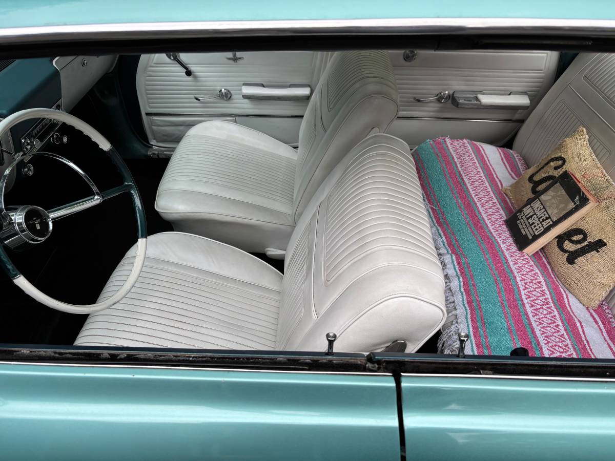 Chevy-corvair-1965-custom-3