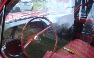 Chevy-corvair-700-1961-red-4