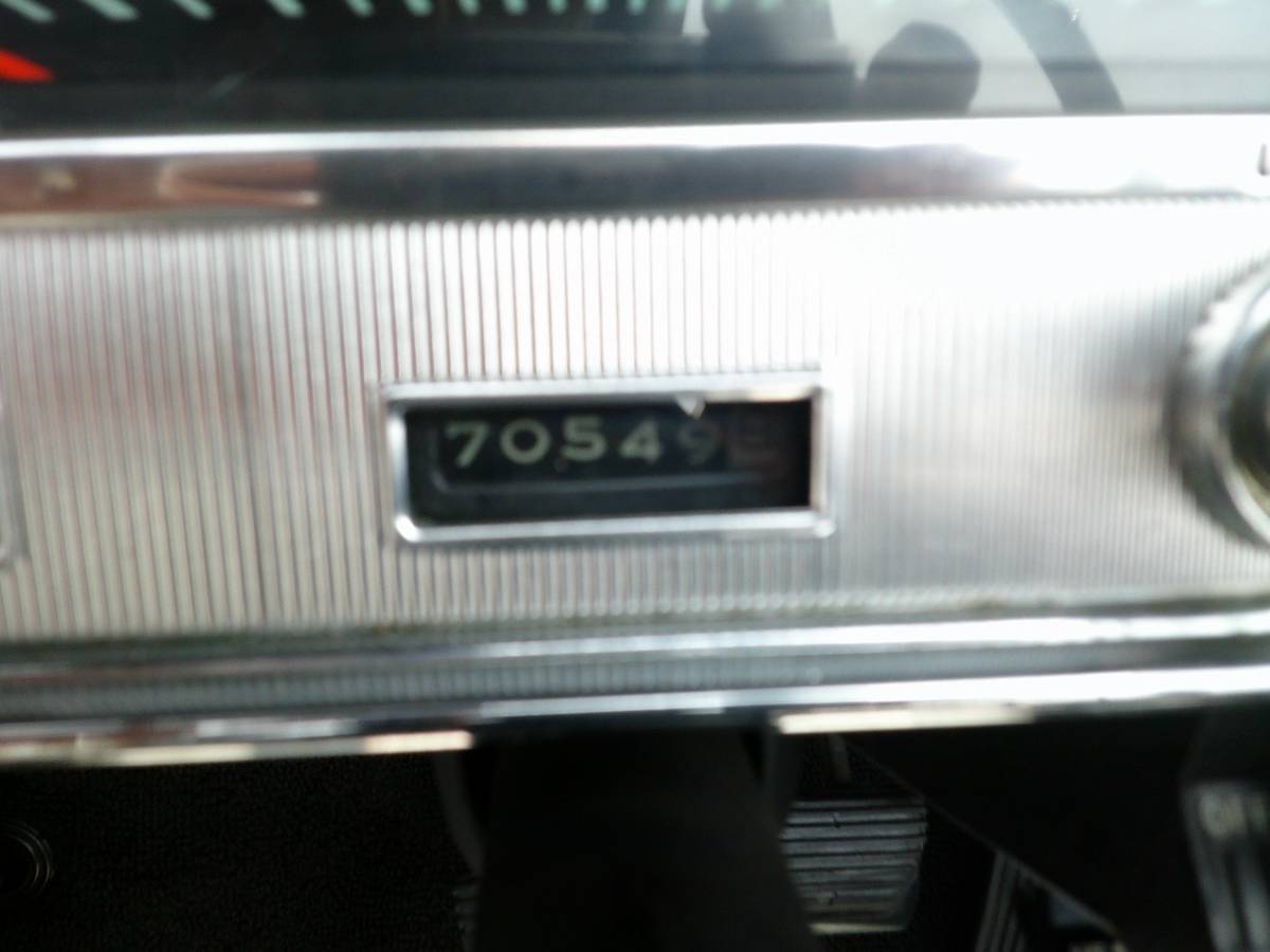Chevy-corvair-monza-1964-yellow-10