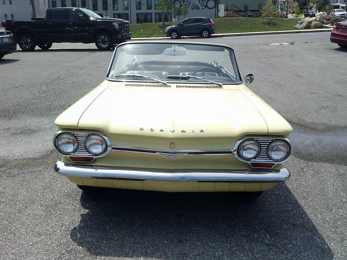 Chevy-corvair-monza-1964-yellow-2