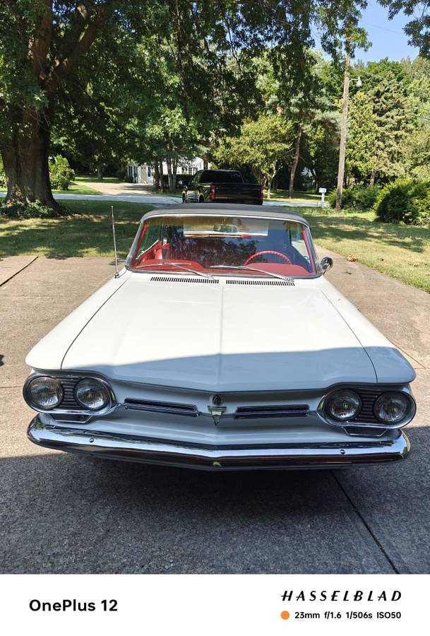 Chevy-corvair-spyder-1962-white-1