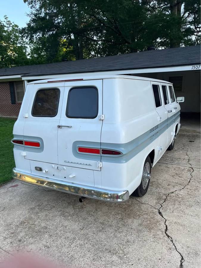 Chevy-corvair-van-1961-white-2