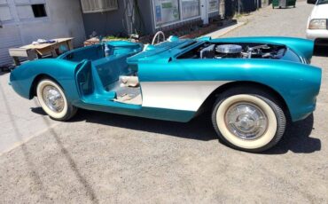 Chevy-corvette-1956-green-4