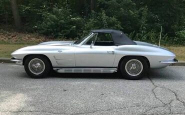 Chevy-corvette-1963-silver