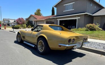 Chevy-corvette-1969-custom-10
