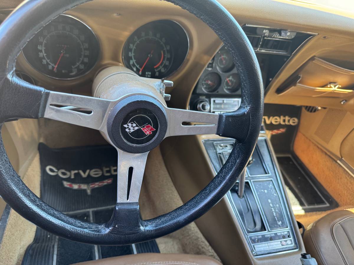 Chevy-corvette-1969-custom-16