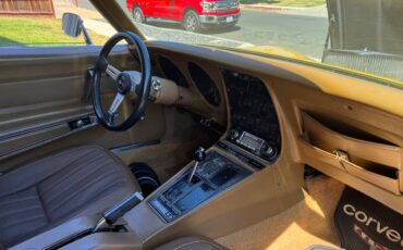 Chevy-corvette-1969-custom-18