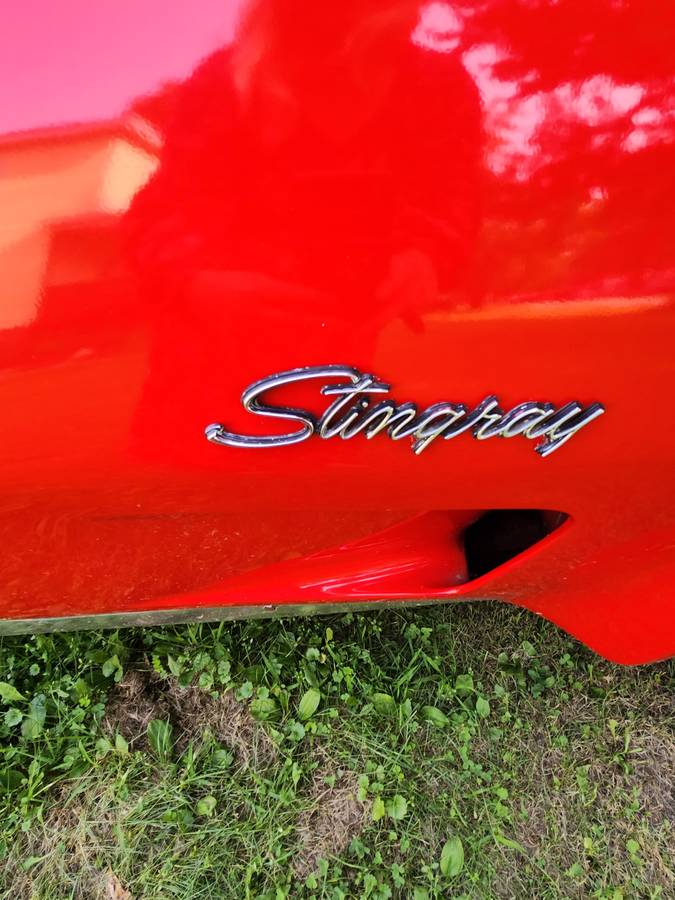 Chevy-corvette-1976-red-8