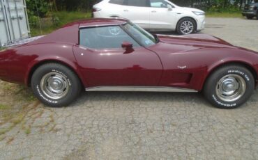 Chevy-corvette-1977-red-1