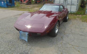 Chevy-corvette-1977-red