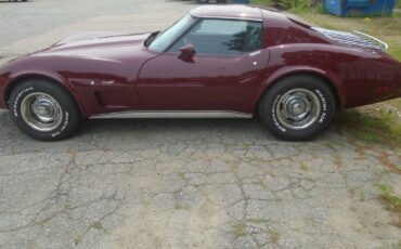 Chevy-corvette-1977-red-2