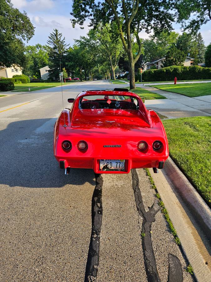 Chevy-corvette-1977-red-3
