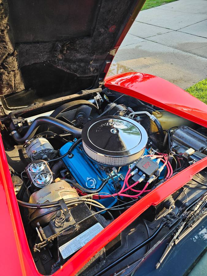 Chevy-corvette-1977-red-7