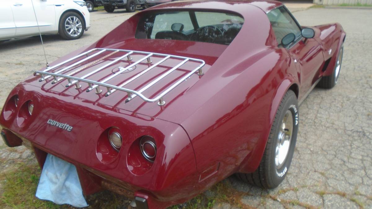 Chevy-corvette-1977-red-8