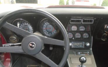Chevy-corvette-1977-red-9
